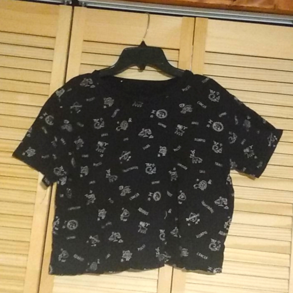 Horoscope crop top